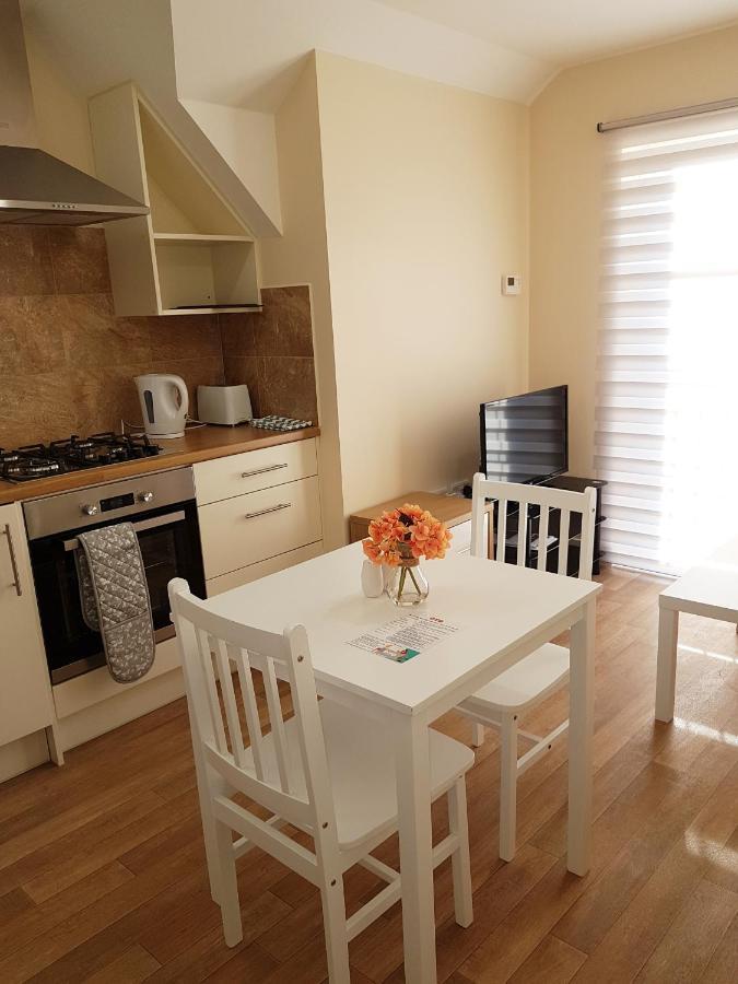 Ybc Court, Aldershot Apartment Luaran gambar