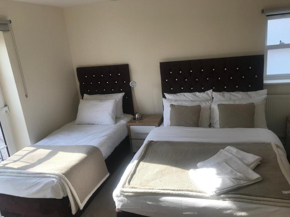 Ybc Court, Aldershot Apartment Luaran gambar