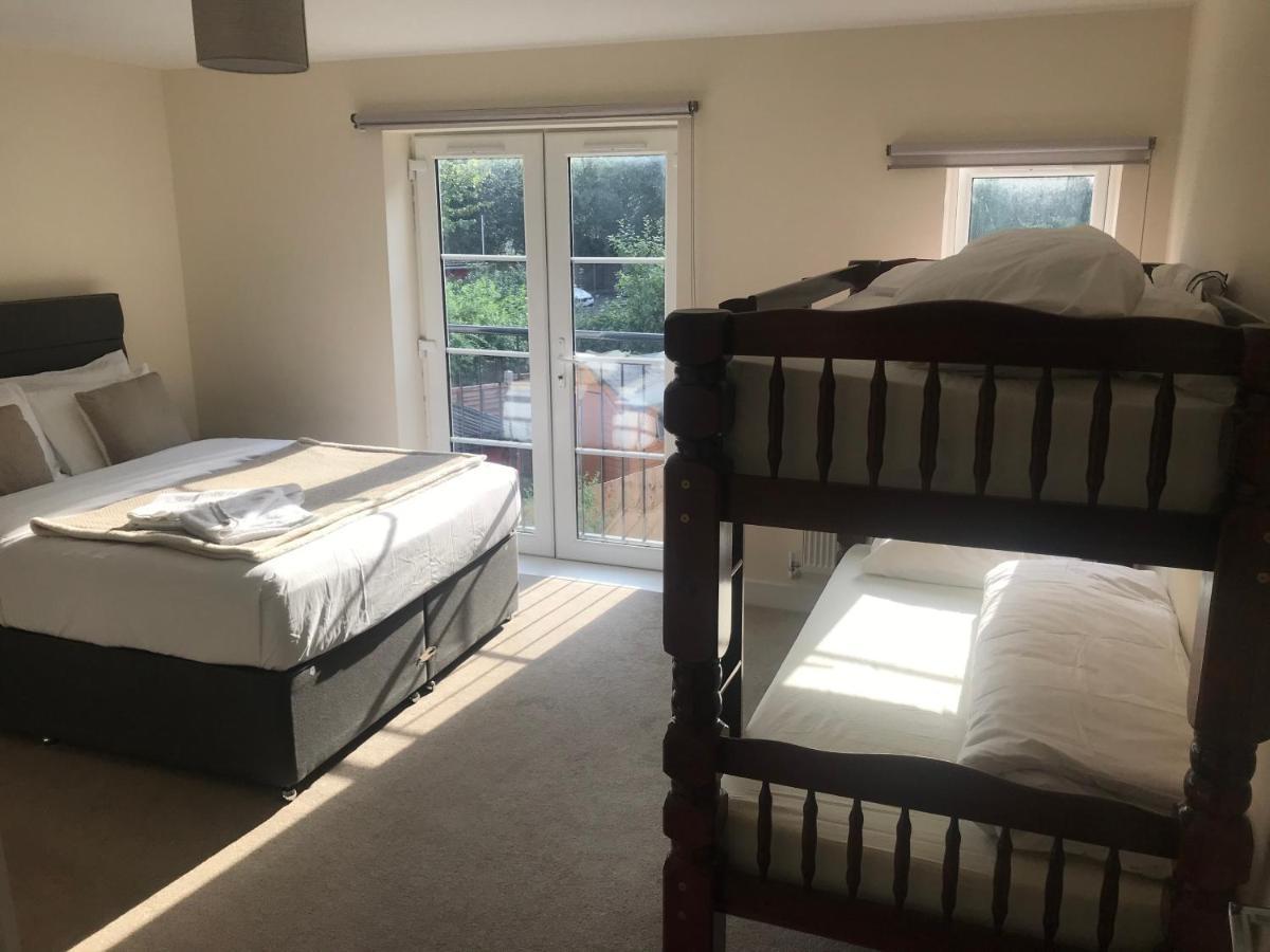 Ybc Court, Aldershot Apartment Luaran gambar