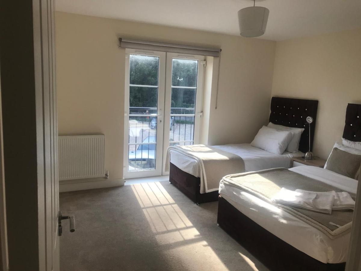 Ybc Court, Aldershot Apartment Luaran gambar